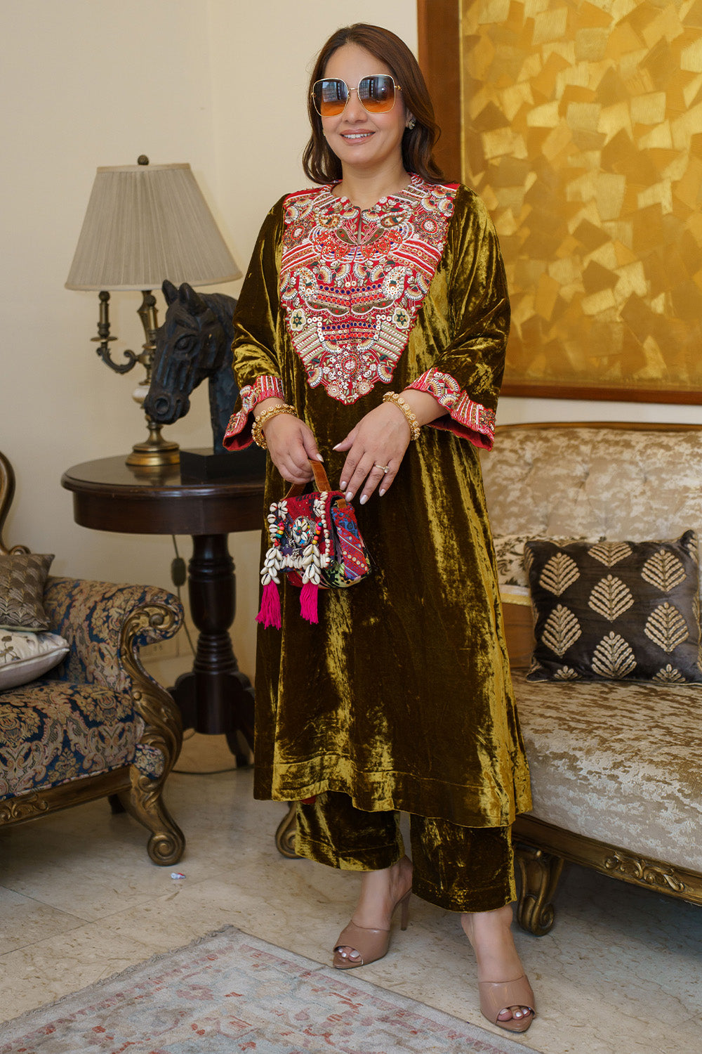 MITTI RANG VELVET