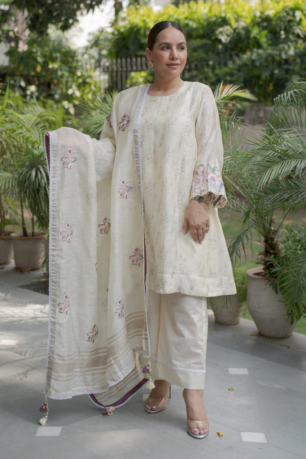 Ivory Whisper Set
