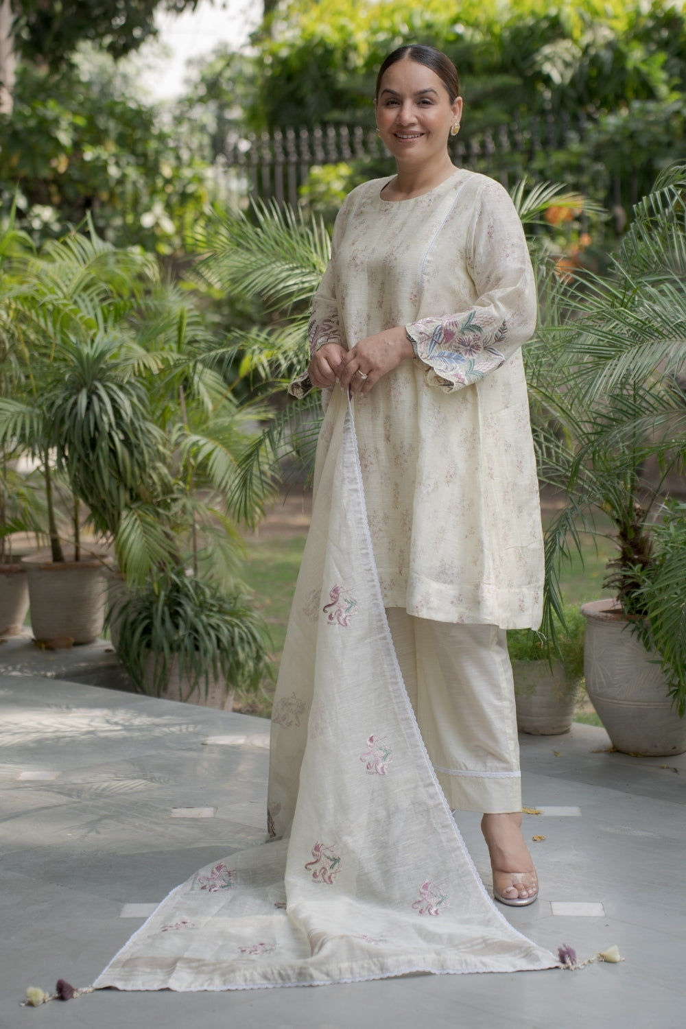 Ivory Whisper Set
