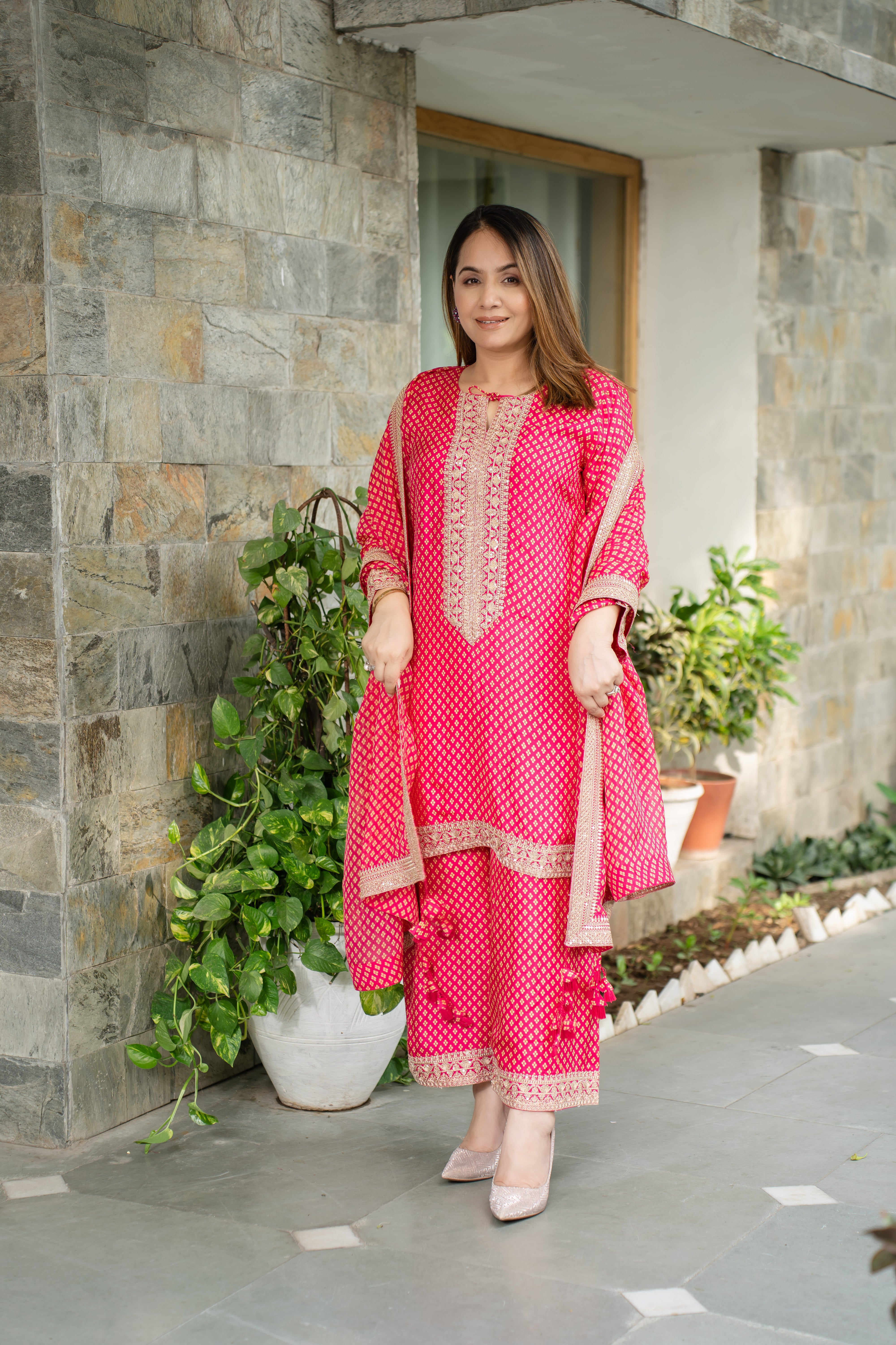 A Regal Symphony in Silk