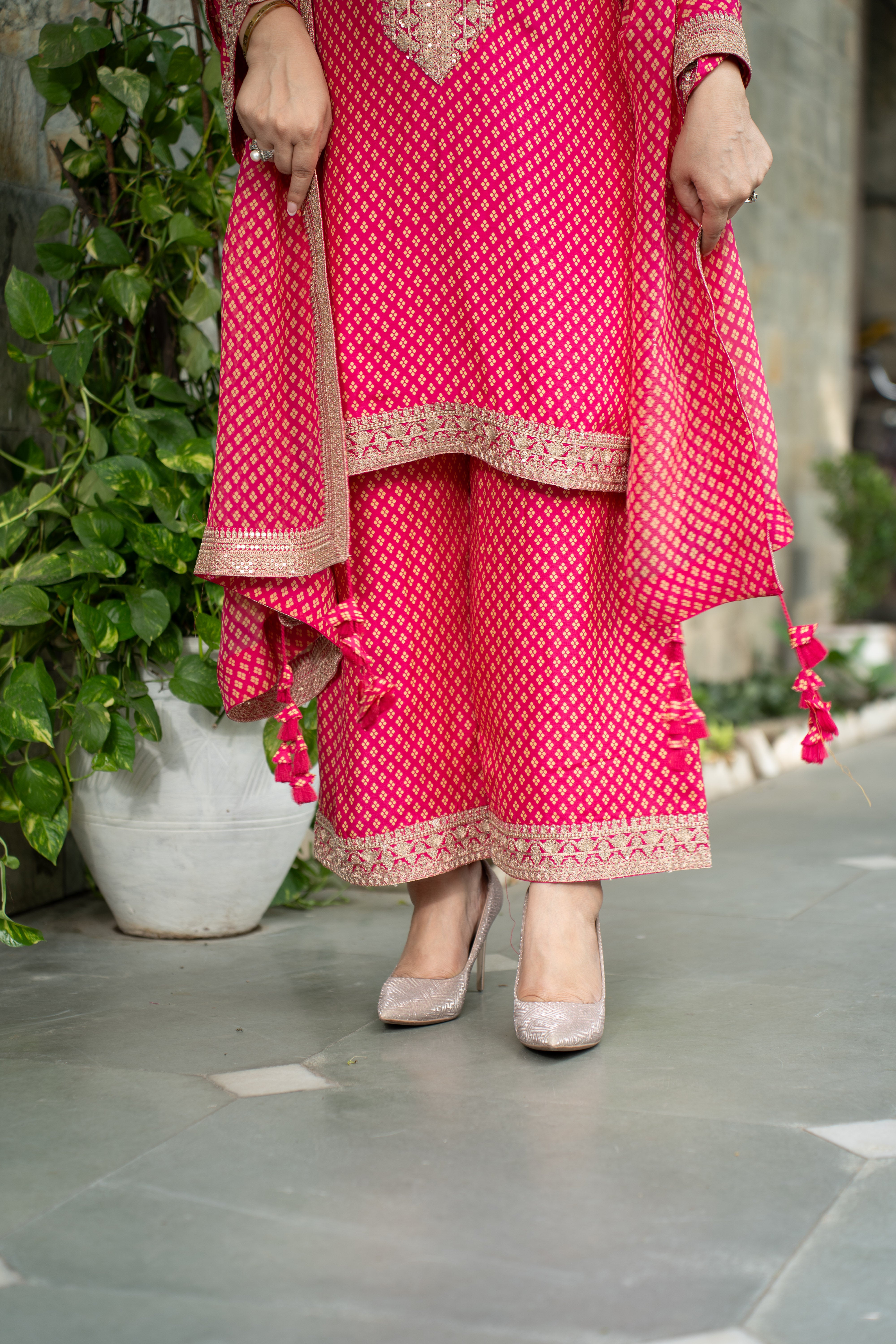 A Regal Symphony in Silk