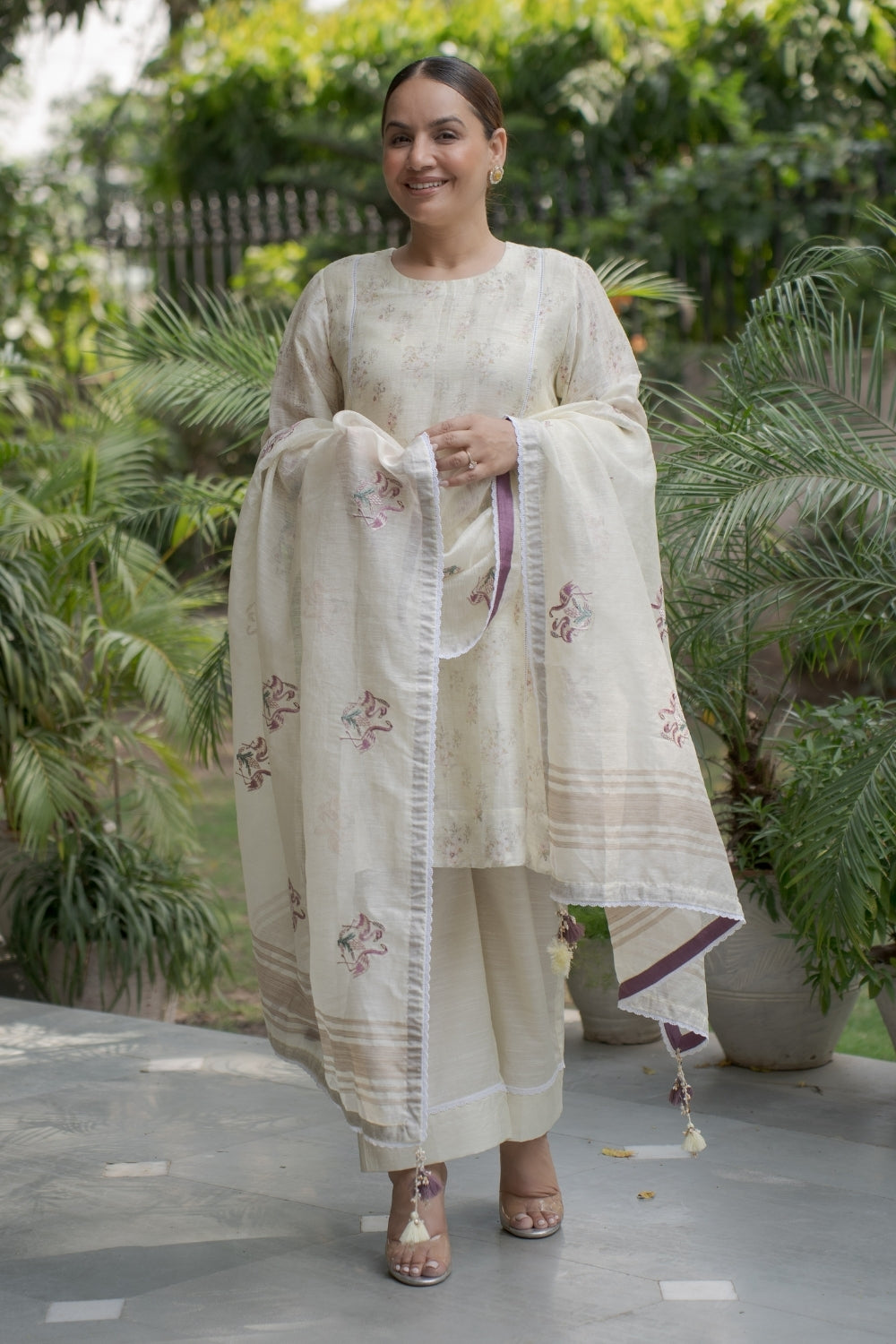 Ivory Whisper Set