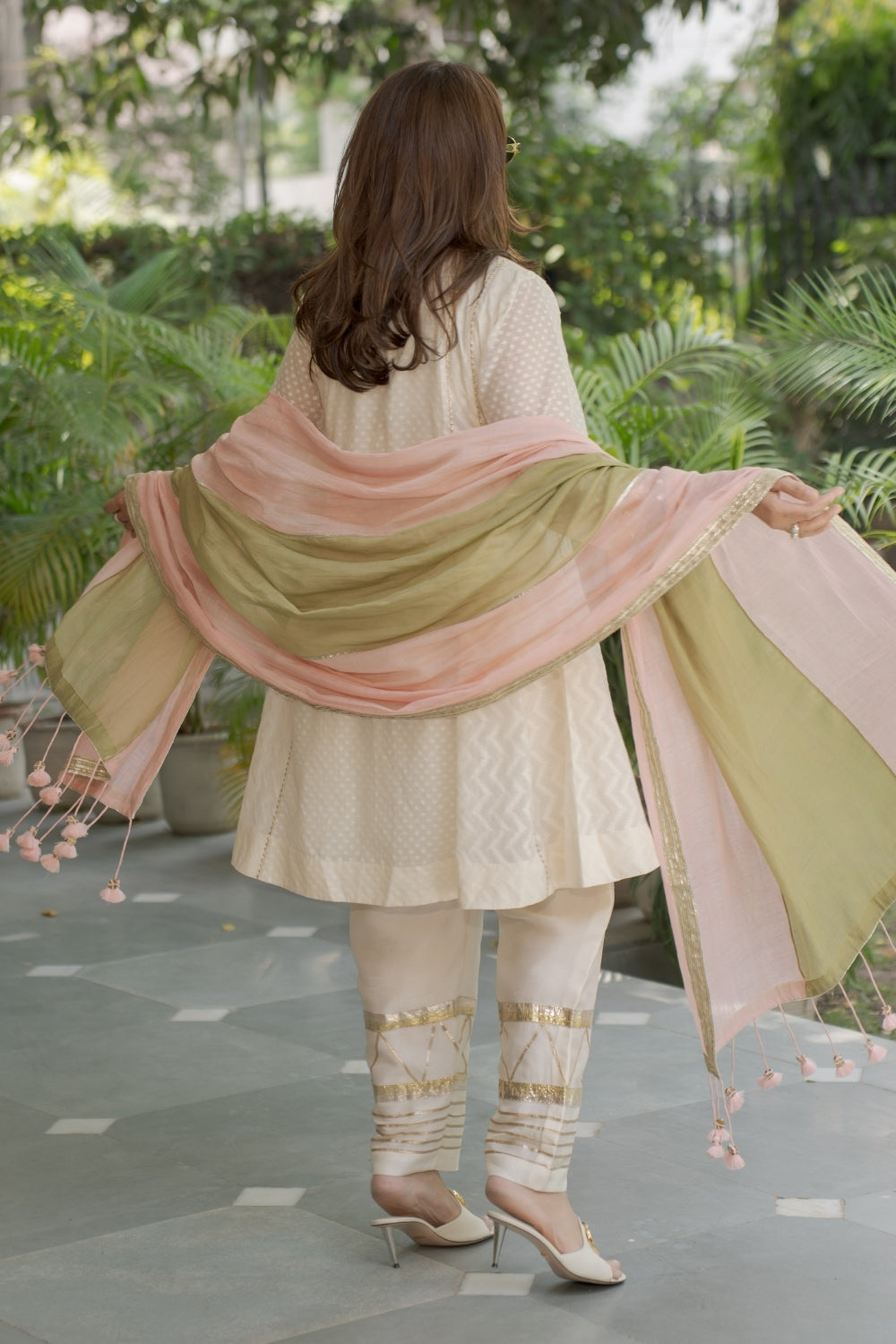 Ivory Triveni Set