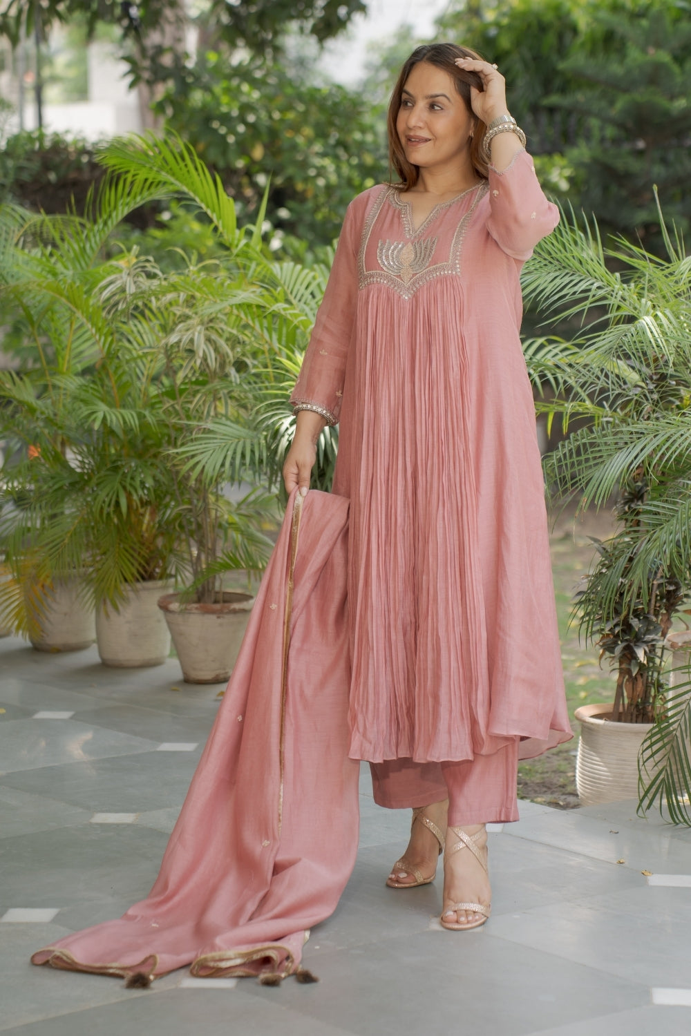 MEERA SET