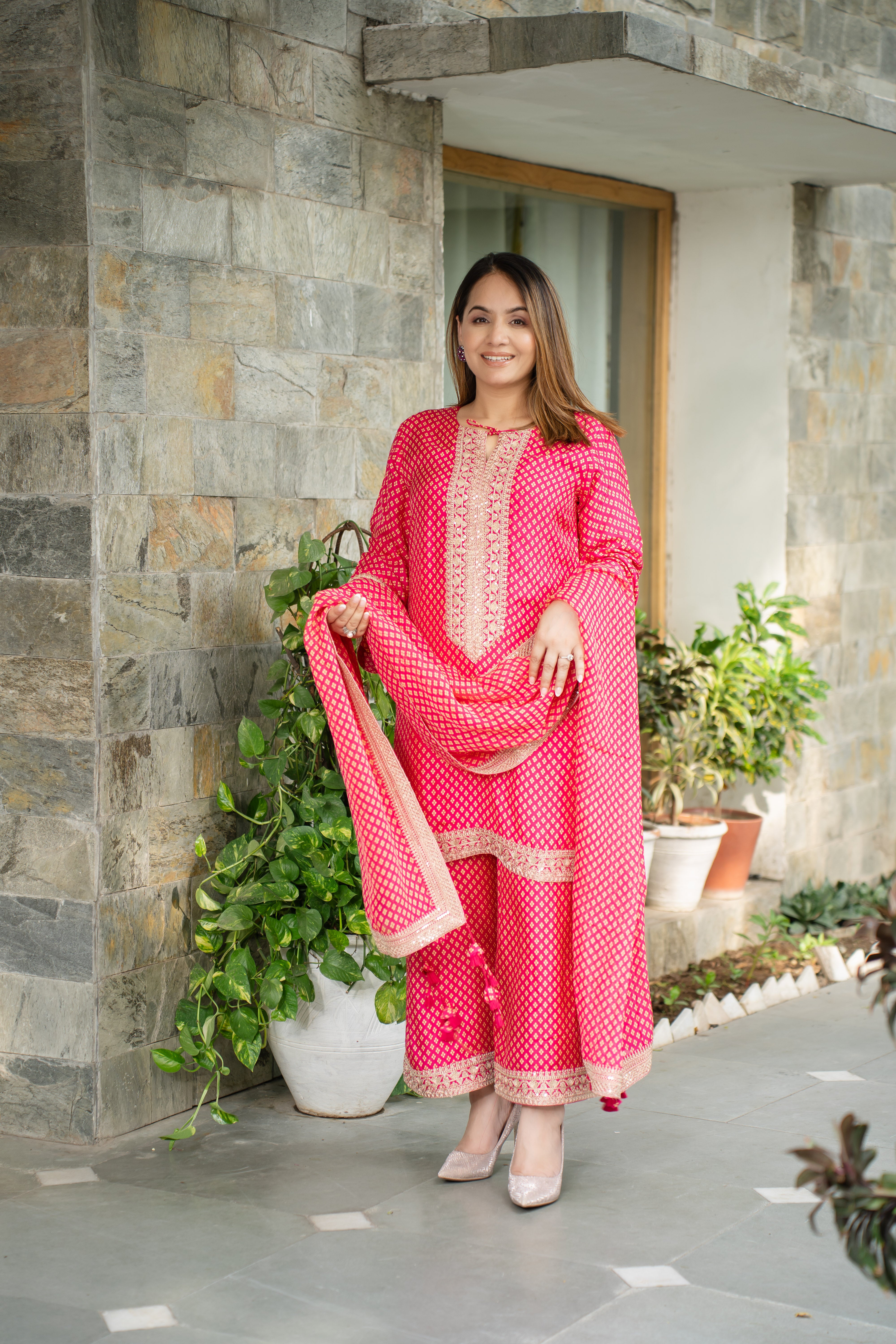 A Regal Symphony in Silk