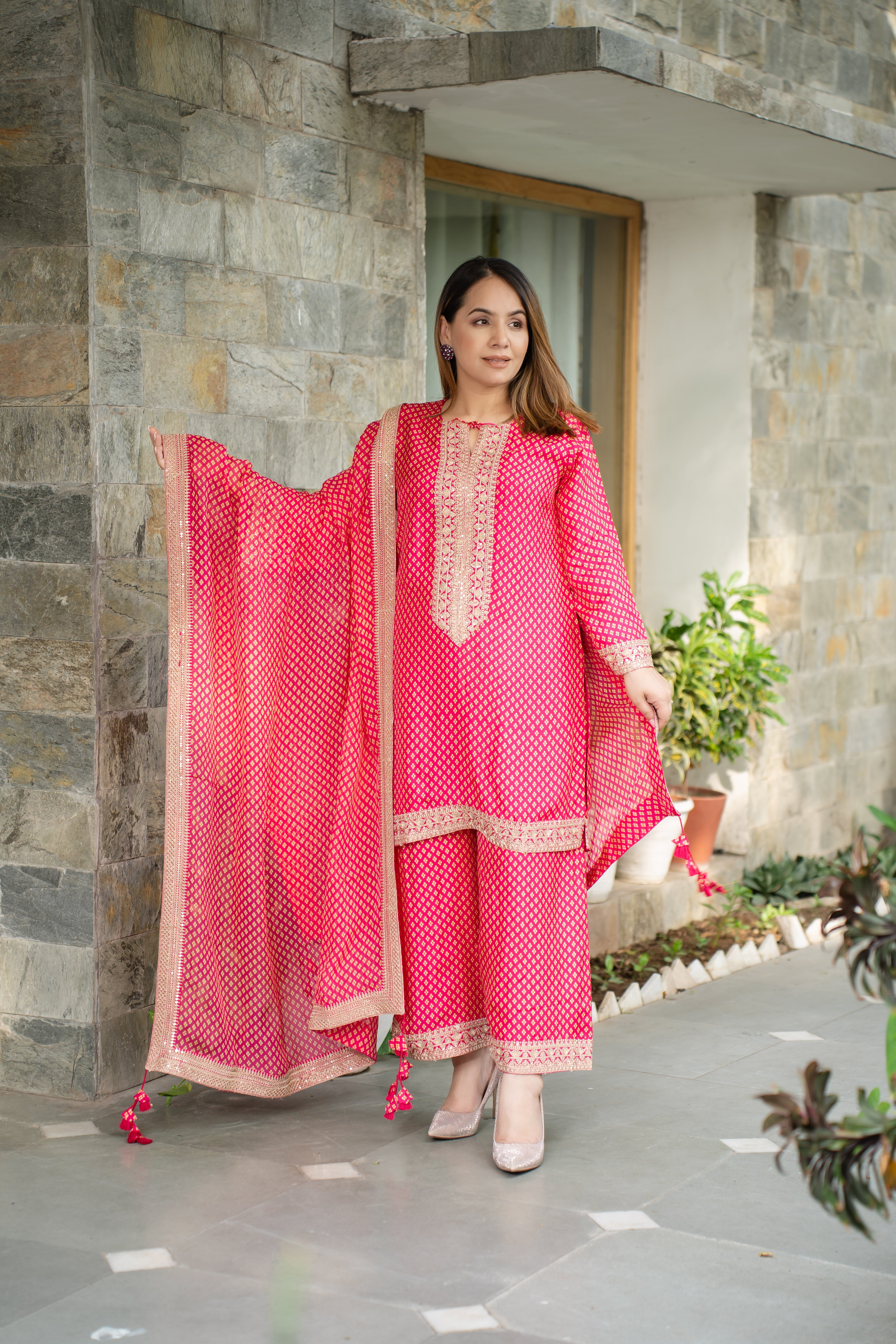 A Regal Symphony in Silk